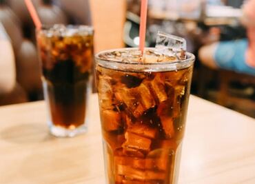 Conoce los refrescos con más endulzante que pueden provocar daños a la salud