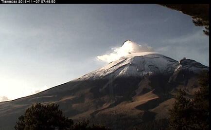 Popocatépetl volcano spews 72 exhalations and 5 explosions