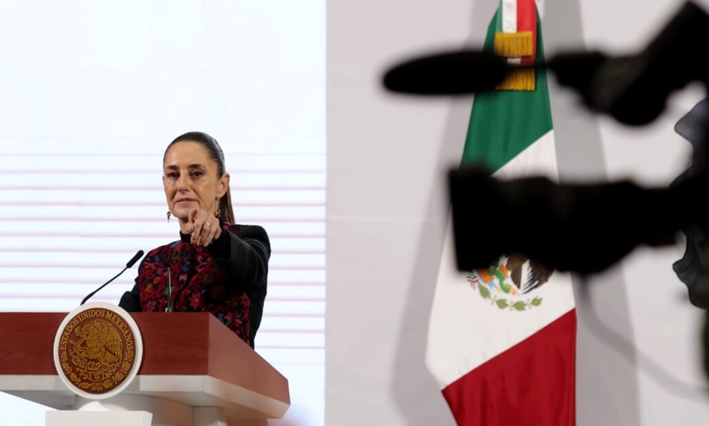 La Presidenta asegura que la reforma a la Ley del Infonavit es para fortalecer la institución y erradicar la corrupción. "Es para que deje de haber estos esquemas de corrupción, que pueda entrar a auditar la Auditoria Superior de la Federación en el Infonavit y que haya transparencia", señala. Foto: Carlos Mejía/EL UNIVERSAL