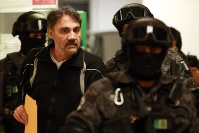 Video. Así trasladaron a "El Licenciado" a penal federal