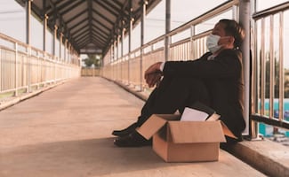 Desempleo en México baja a 2.5% en cuarto trimestre de 2025; aumento de empleos se concentra en comercio, restaurantes y servicios