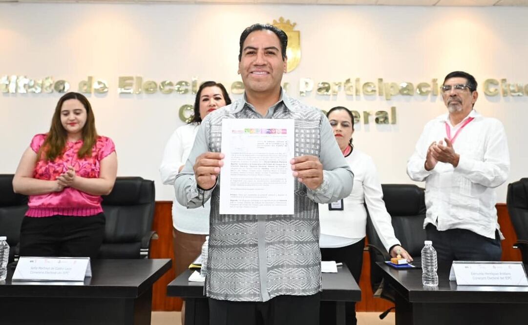 Eduardo Ramírez Aguilar solicitó al EIPC su registro como candidato de Morena por la gubernatura de Chiapas. Foto: X @MorenaChiapas_