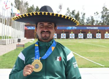 Samuel Molina, arquero paralímpico mexicano es premiado por World Archery; es considerado el mejor de América
