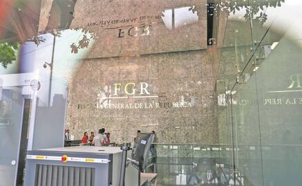 Gertz Manero gastó en un año más de 109 mdp en autos de lujo; la UIF lo documenta