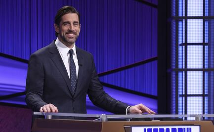 Aaron Rodgers debuta como presentador de televisión