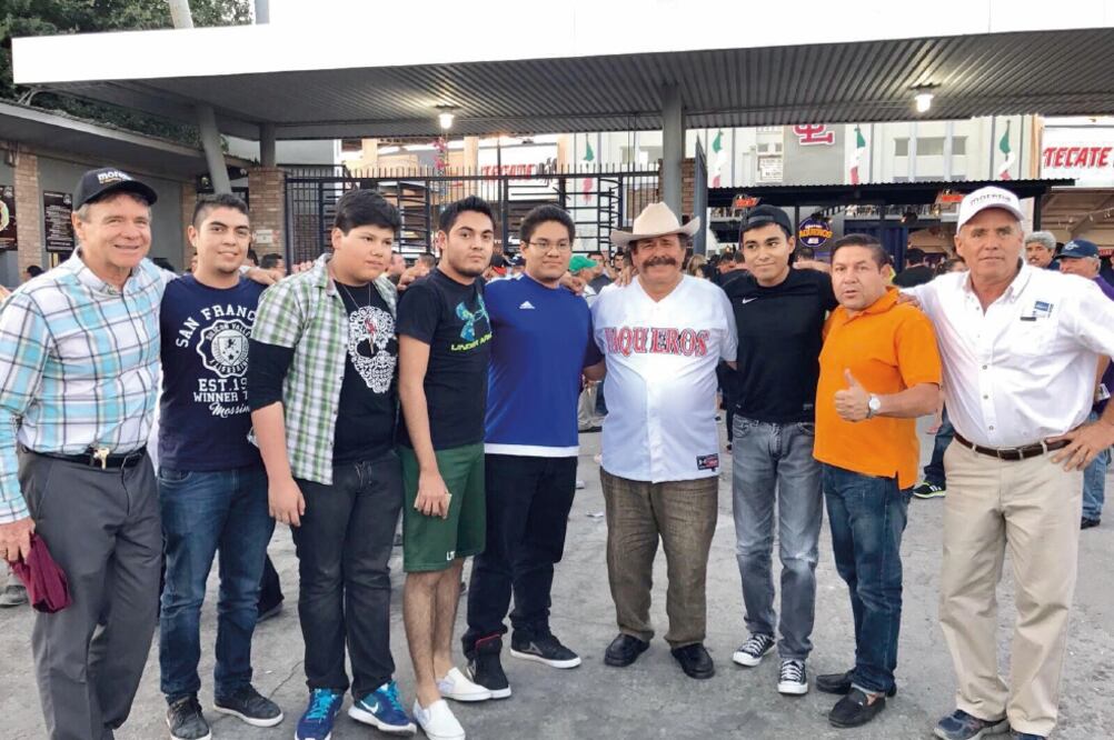 Armando Guadiana Tijerina, candidato de Morena a la gubernatura de Coahuila, criticó el aumento del índice de homicidios en el municipio de Torreón y dijo que buscará recuperar “el orgullo de ser lagunero” (TOMADA DE FACEBOOK)