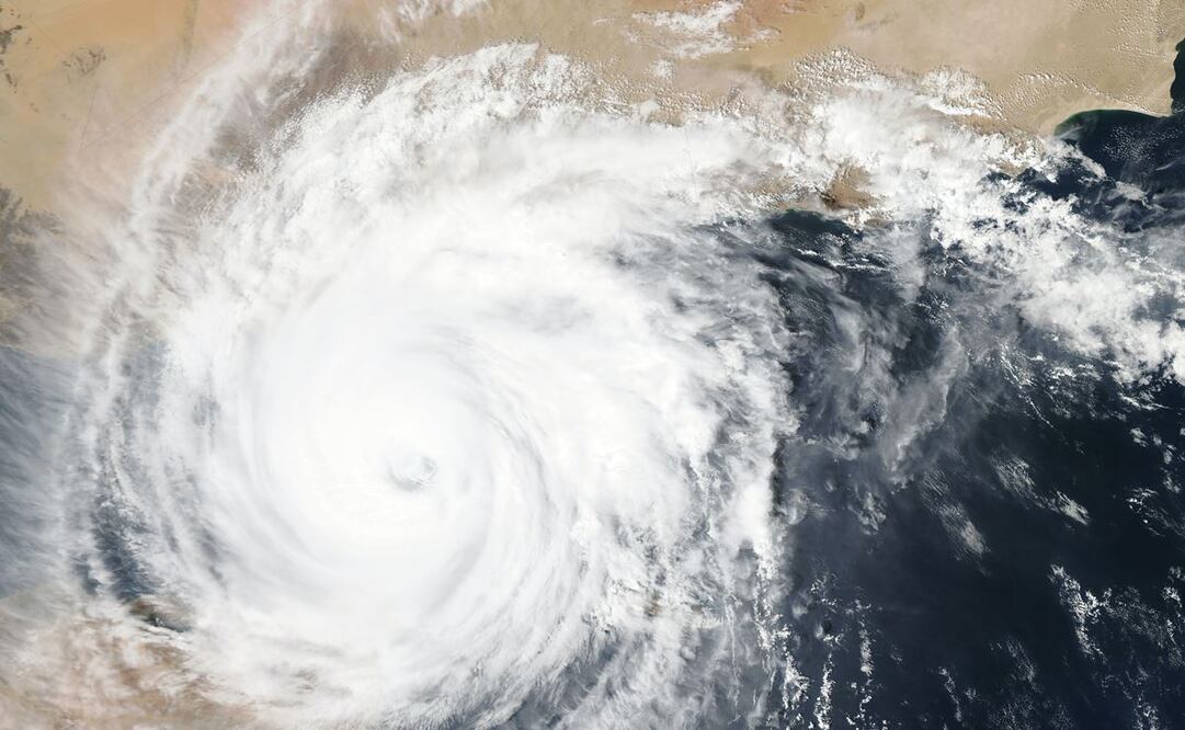 "Orlene" se convierte en huracán 1; sigue la trayectoria 