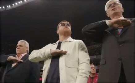 Canelo Álvarez, con momento estelar en el partido de la NFL en México