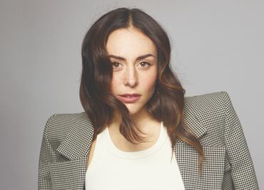 Zuria Vega se da valor para recrear el caso Stanley