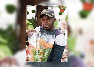 “La gente agarra sus cosas cuando pasamos”, dice migrante haitiano