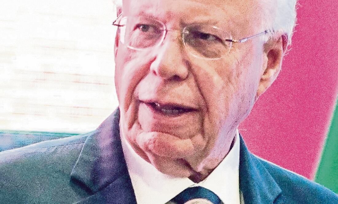 Celebración. El secretario de Salud, José Narro, inauguró el 155 aniversario de la Academia Nacional de Medicina (ARCHIVO EL UNIVERSAL)