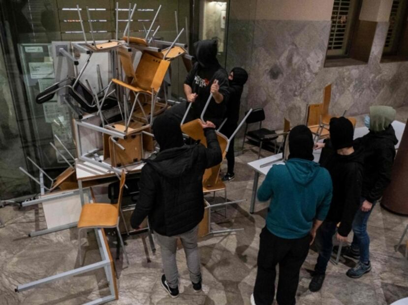 Detienen a rapero español que desató polémica sobre libertad de expresión en España