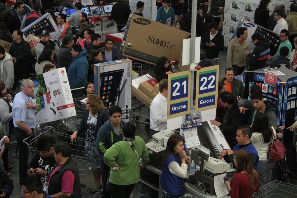 Los rangos de precios de televisiones van desde de 2 mil 999 pesos hasta superar los 36 mil 999 pesos (Foto: Juan Boites / EL UNVIERSAL)