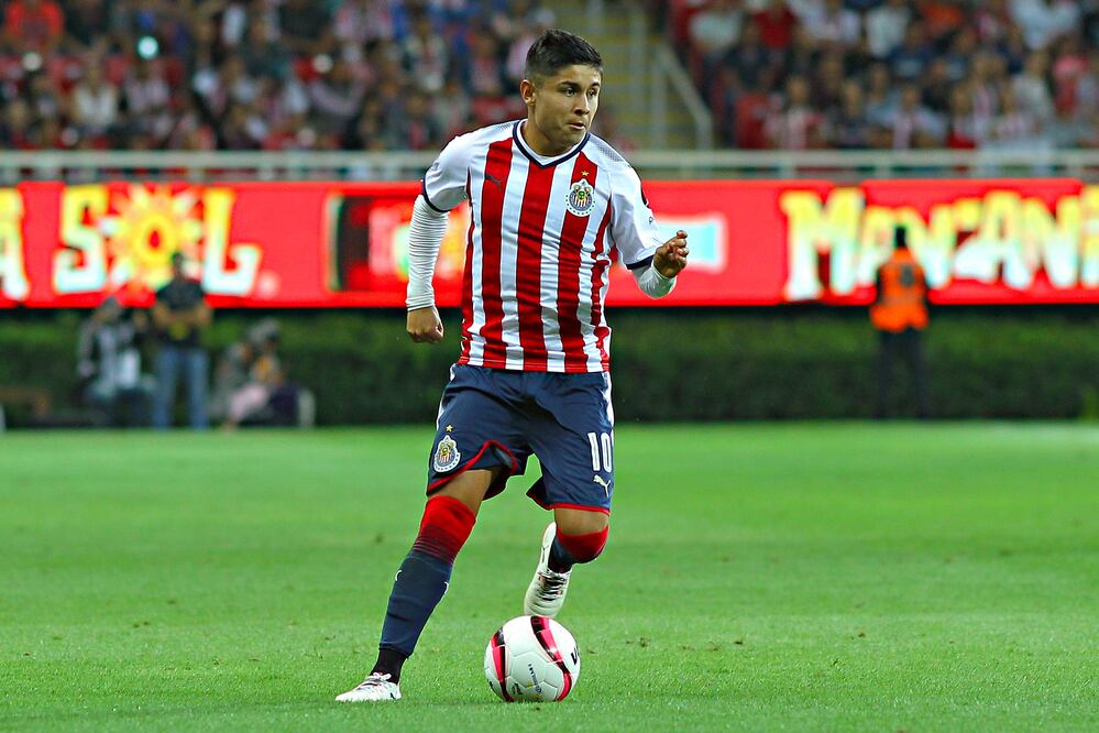 Imago7. Rodolfo Pizarro en partido con Chivas