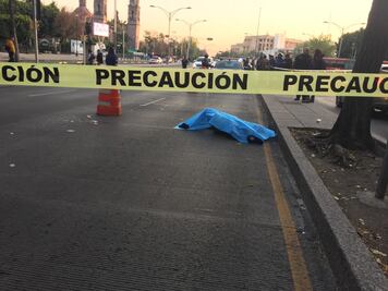 Fallece adulto mayor al ser arrollado en Reforma