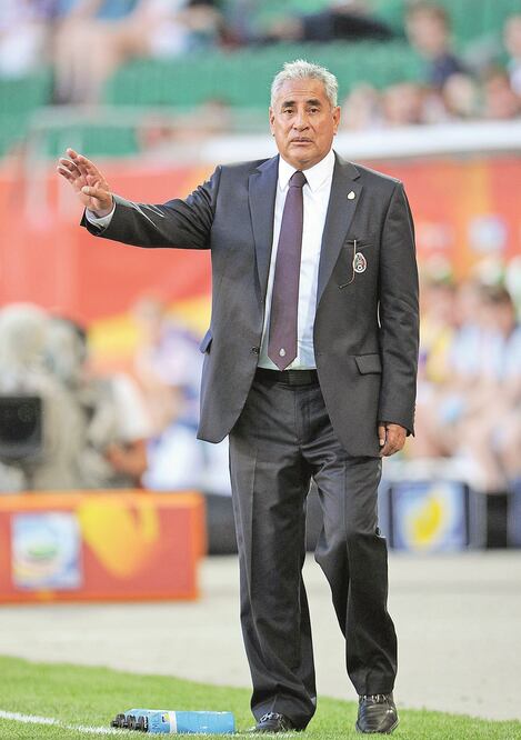 Leonardo Cuéllar inició el proyecto con la Selección Mexicana femenil hace 15 años, pero aún no existe una Liga. (VALERIA WITTERS. JAM MEDIA)