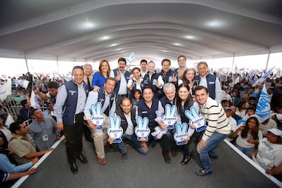 Vázquez Mota cierra campaña en Naucalpan bailando 