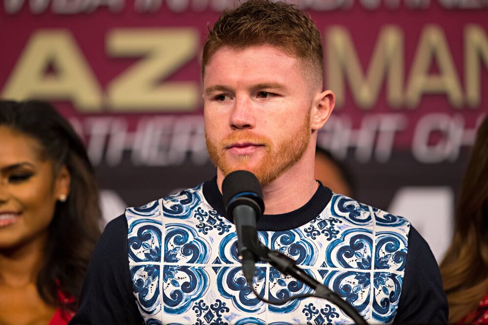 Canelo Álvarez se somete a cirugía 