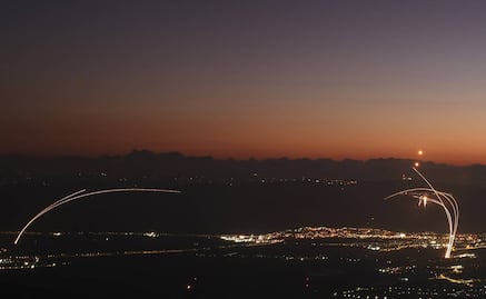 Israel advierte a la población de posible ataque iraní "a gran escala"; suenan sirenas de alarma antiaérea en el centro