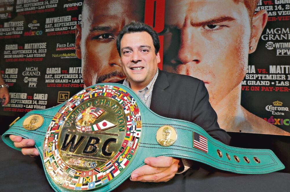 Mauricio Sulaimán, presidente del Consejo Mundial, trabaja en el plan (ARCHIVO. EL UNIVERSAL)