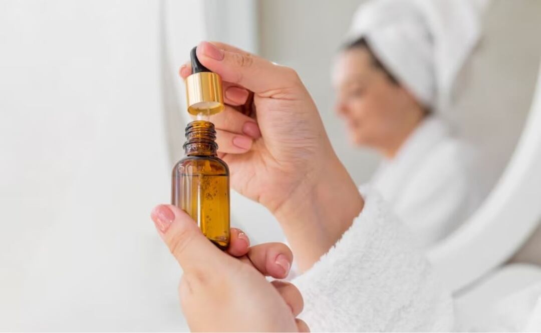 Un aceite para cuidar la piel. Fuente: Freepik