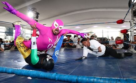 Se enfrentan "Voto Chilango" vs "Tinaco Tricolor" en el Monumento a la Revolución