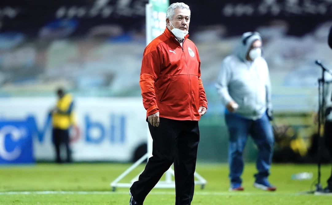 Dejan solo a Víctor Manuel Vucetich