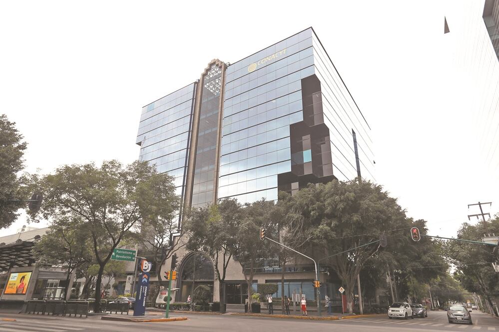 El programa Cátedras Conacyt (imagen de la sede del Consejo) surgió en 2014 como medida para resarcir la falta de plazas. Foto: Archivo/ El Universal