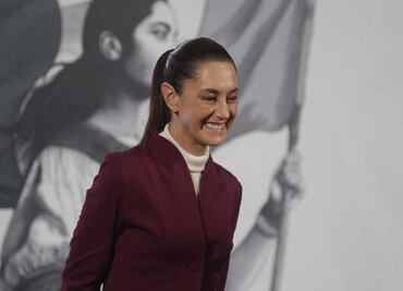 Sheinbaum agradece felicitaciones por su cumpleaños 63; dedica mensaje a su familia, al pueblo y la patria