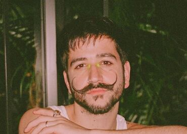 Modelo colombiana destroza a Camilo y lo acusa de satánico