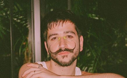 Modelo colombiana destroza a Camilo y lo acusa de satánico