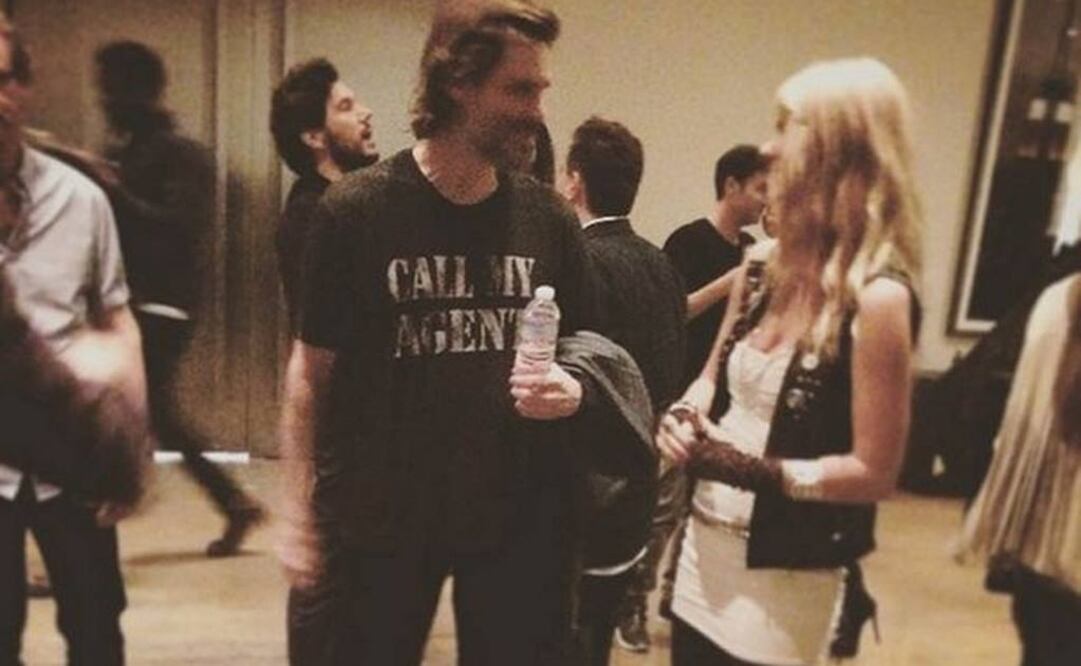 El comediante asistió a la fiesta de apertura de una exposición del artista THE BLAKHAT en Los Ángeles (INSTAGRAM / MILK STUDIOS)