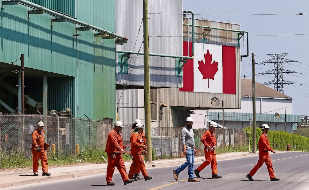 Canadá calificó de ilegal el alza de aranceles al acero y aluminio por parte del gobierno de EU. Foto: Cole Burston / AFP