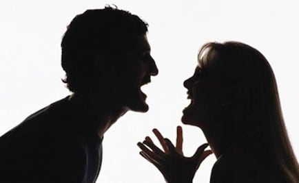 Los riesgos de las actitudes autoritarias en la pareja