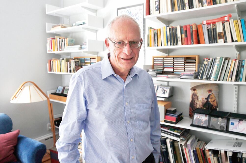 Oliver Hart, Nobel de Economía 2016, también pide no votar por Trump (MICHAEL DWYER. AP)