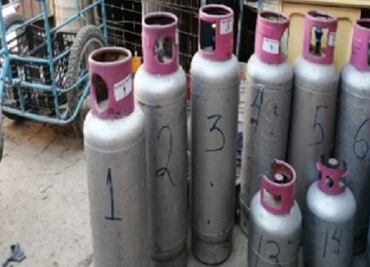 Detienen a mujer por venta ilegal de tanques de gas LP dentro de su casa en Edomex