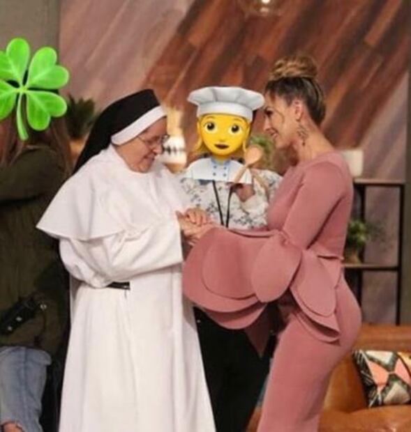 Vestido de Aracely Arámbula da de qué hablar 