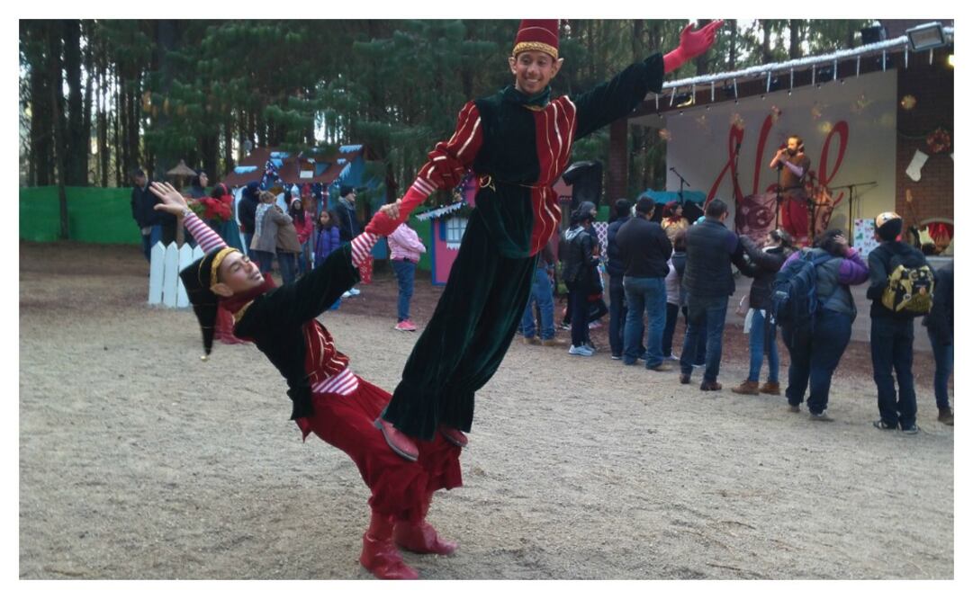 Un total de 52 artistas (48 músicos y 4 cantantes) ofrecerán un concierto con temas relacionados con la Navidad en la Villa Corvatunturi (Foto: Edgar Ávila Pérez / EL UNIVERSAL)