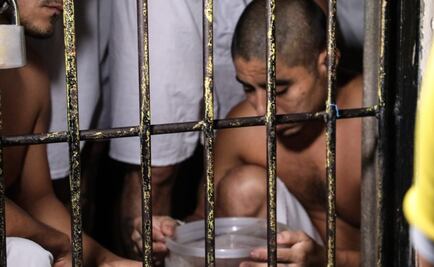A tortilla y frijoles, así castiga Bukele a pandilleros detenidos "para que aprendan a respetar cada vida"