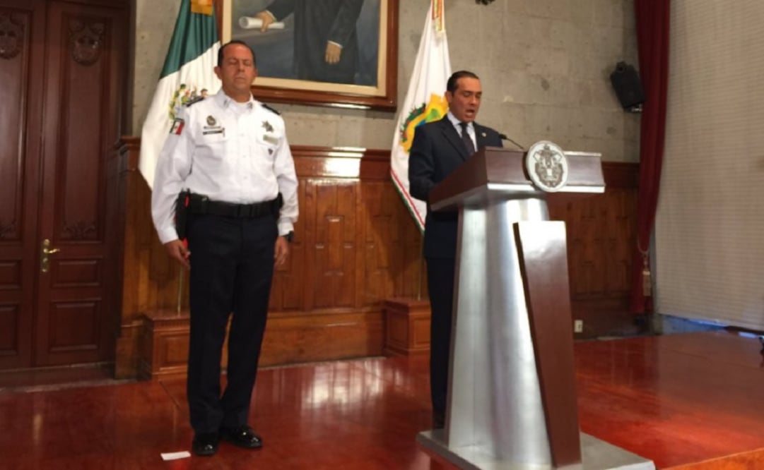 At a press conference Luis Angel Bravo, attorney general of Veracruz, said that the incidents will be investigated in close collaboration with the Ministry of Public Safety of Veracruz. (Photo: Taken from Twitter @FGE_Veracruz) 