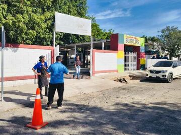 Evacúan a menores de jardín de niños y a adultos mayores tras explosión de transformador en Hermosillo