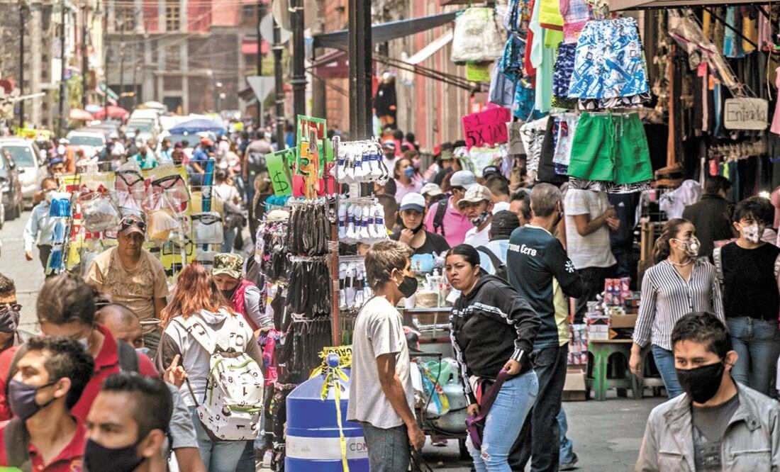Street vendors can be found throughout the country, but they are especially popular in Mexico City - Photo: German Espinosa/EL UNIVERSAL