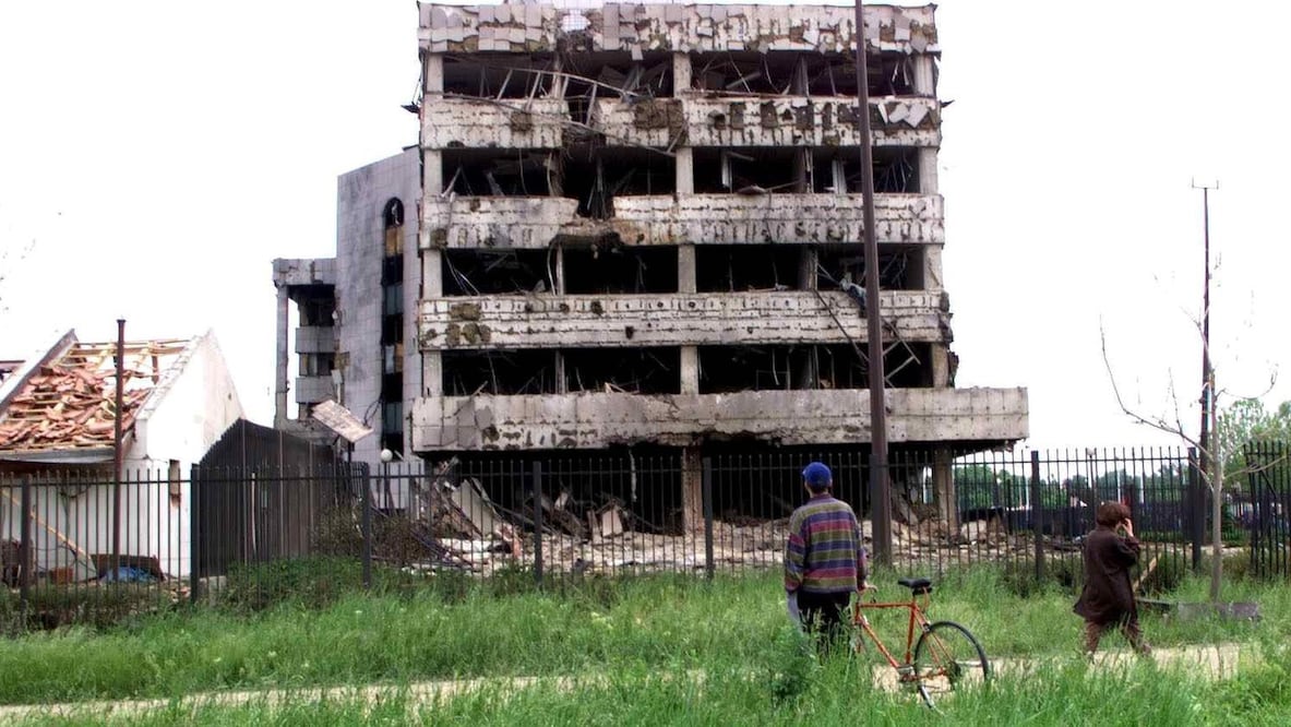 La noche que Estados Unidos bombardeó una embajada china