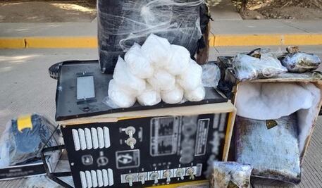 Guardia Nacional asegura paquetes con aparente cristal y marihuana hallados en Sinaloa