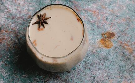 Prepara esta deliciosa agua de horchata con chocolate