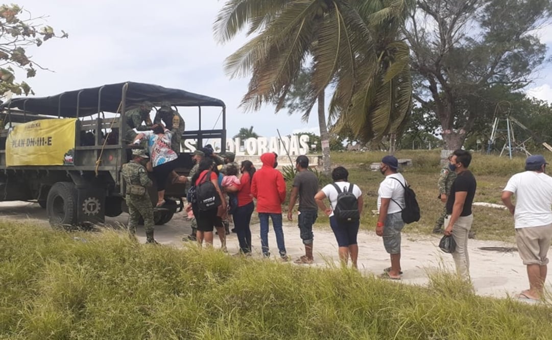 Sedena mantiene desplegados más de 6 mil elementos en la península de Yucatán, que están aplicando el Plan DNIII-E Foto: Diego Simón/EL UNIVERSAL