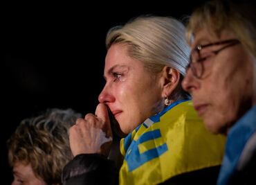 57 muertos y 100 mil desplazados, saldo de la primera jornada de la guerra