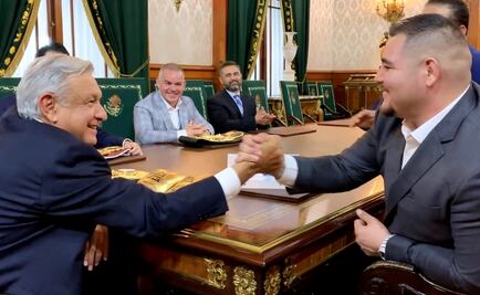 Heavyweight champion Andy Ruiz meets Mexican President López Obrador