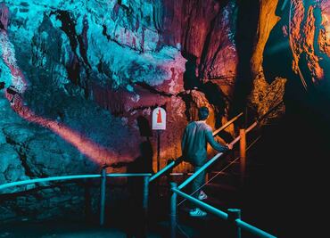 Descubre las Grutas Los Herrera en Querétaro