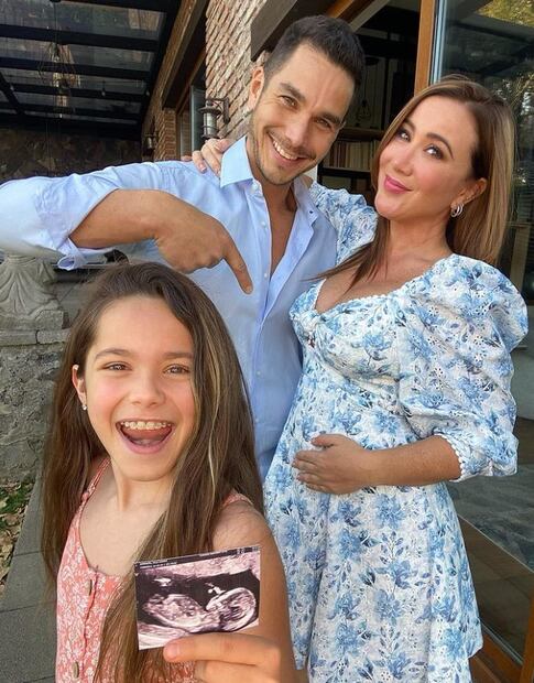 Mariazel y su familia anuncia la llegada de un nuevo intengrante.